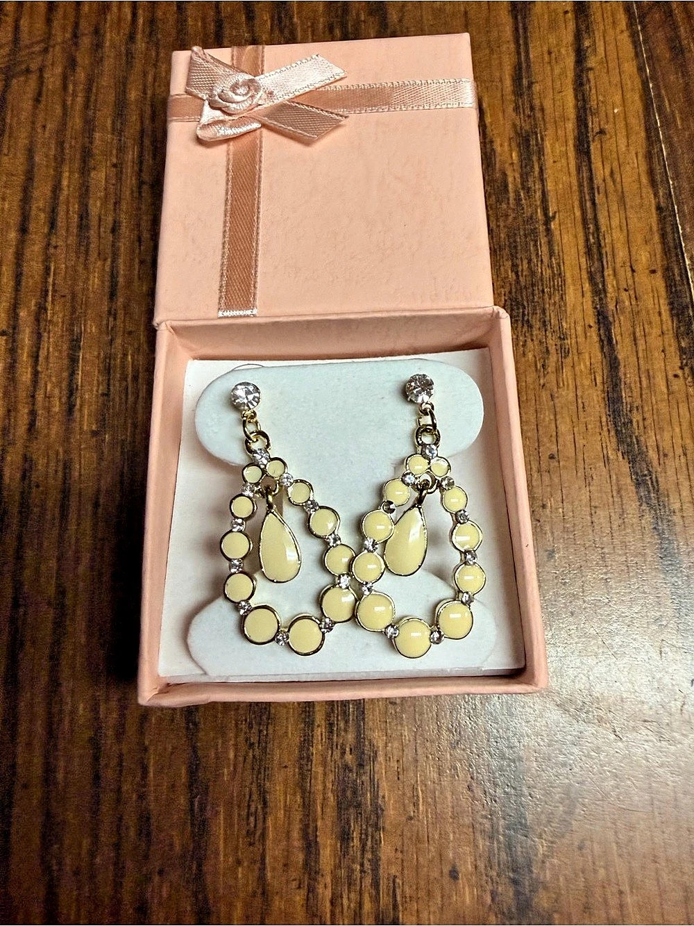 Drop Earrings Like New